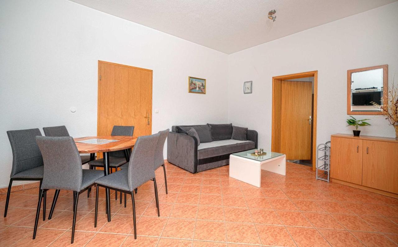 Apartments Miskovic Vodice Exteriör bild