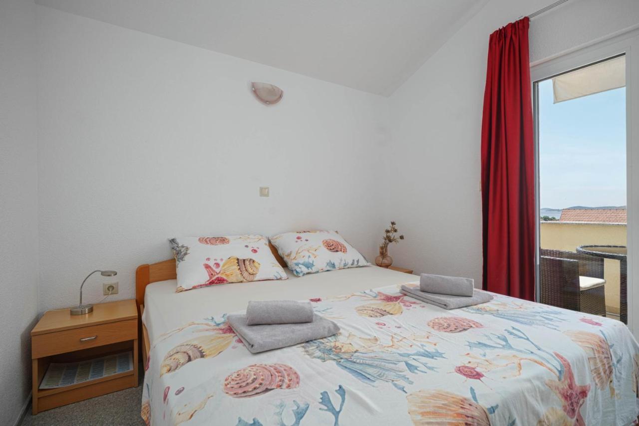 Apartments Miskovic Vodice Exteriör bild