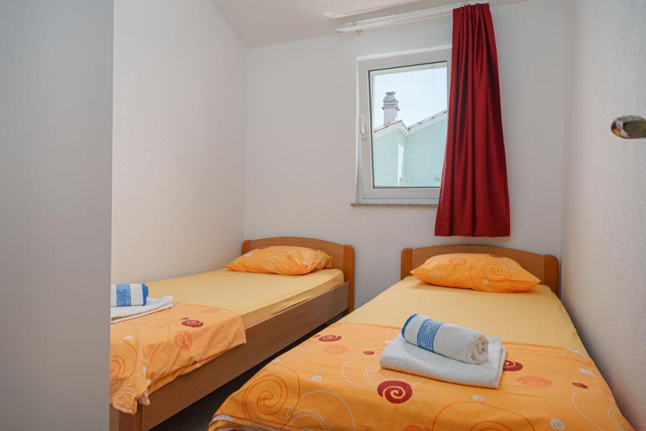 Apartments Miskovic Vodice Exteriör bild