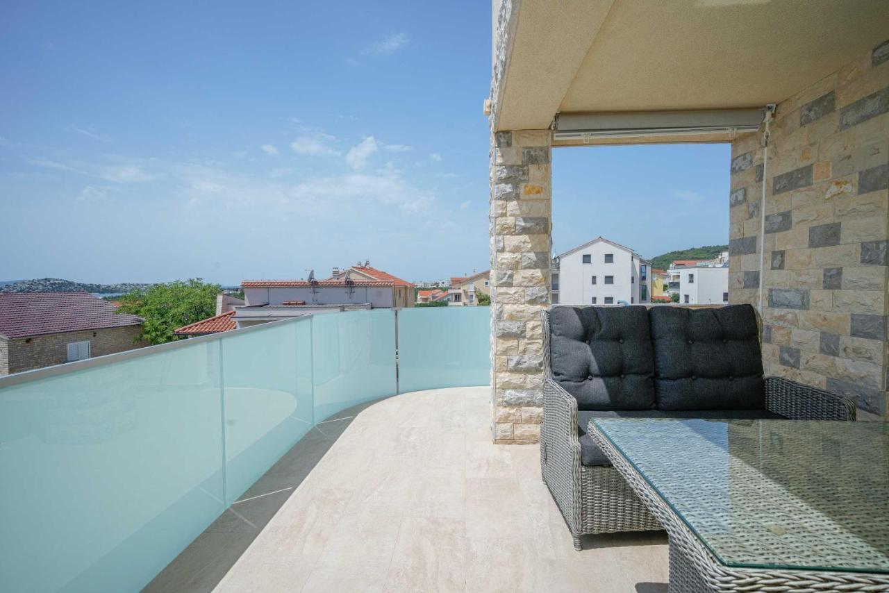 Apartments Miskovic Vodice Exteriör bild