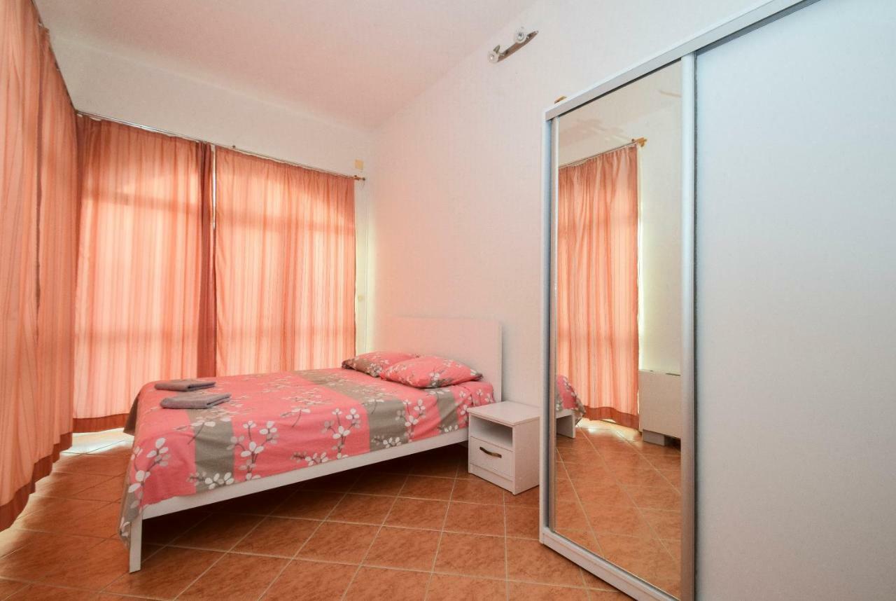 Apartments Miskovic Vodice Exteriör bild